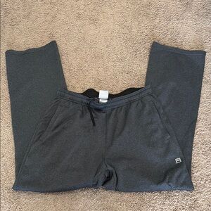 Men’s grey sweatpants